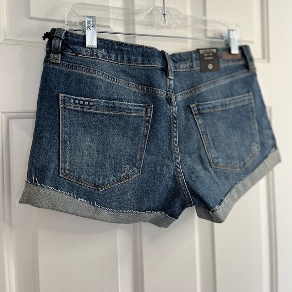 BLANK NYC The Fulton Distressed Roll Up Denim Jean Short NWT 27” - Picture 8 of 16